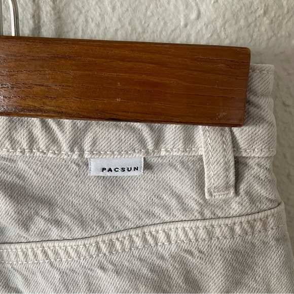 Pacsun 90s Boyfriend Jeans Women’s Size 24 Light Cream High Waist Grunge Ripped - Picture 12 of 16